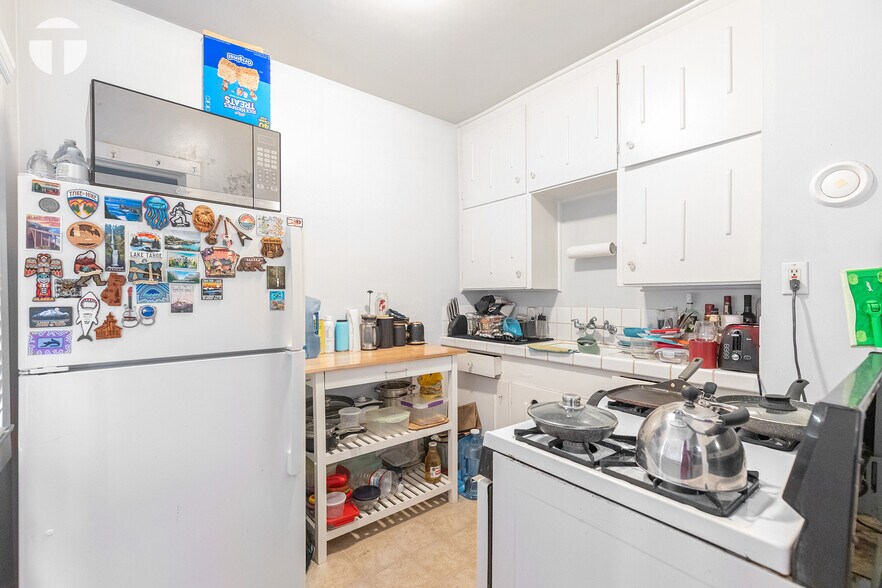 More Photos Of 1821 P St, Sacramento Apartments For Sale