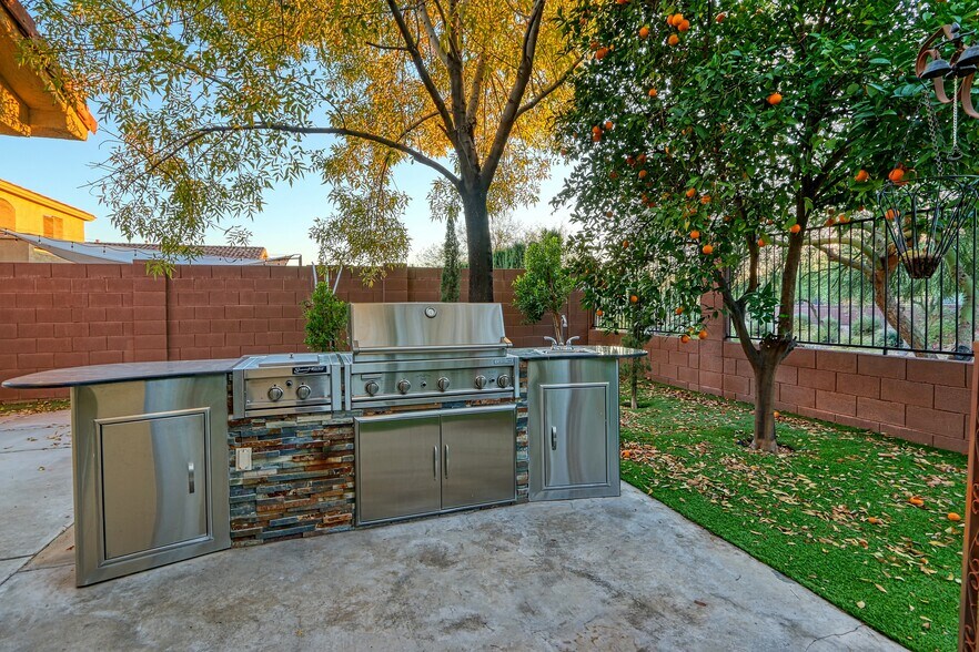 More Photos Of 26808 N 24th Ave, Phoenix Assisted Living For Sale