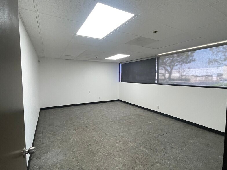 More Photos Of 182 Business Center Dr, Corona Warehouse For Lease