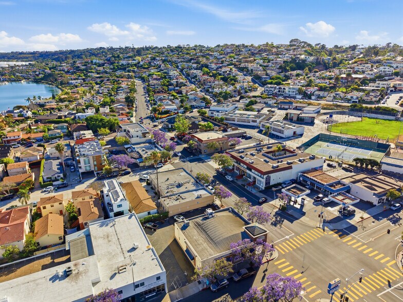 More Photos Of 1051-1065 Rosecrans St, San Diego Storefront Retail Residential For Sale