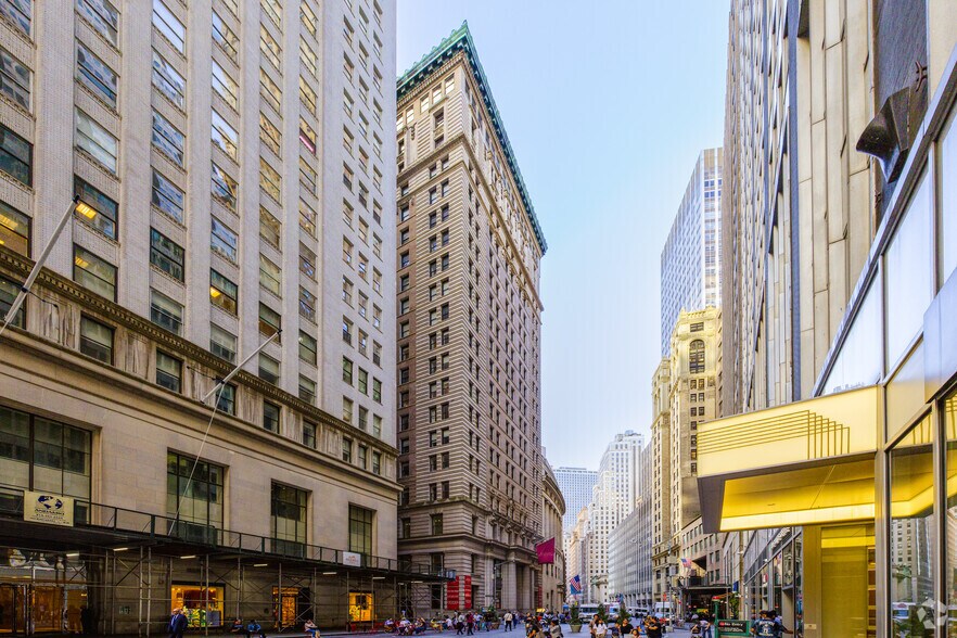 More Photos Of 25 Broad St, New York Apartments For Sale