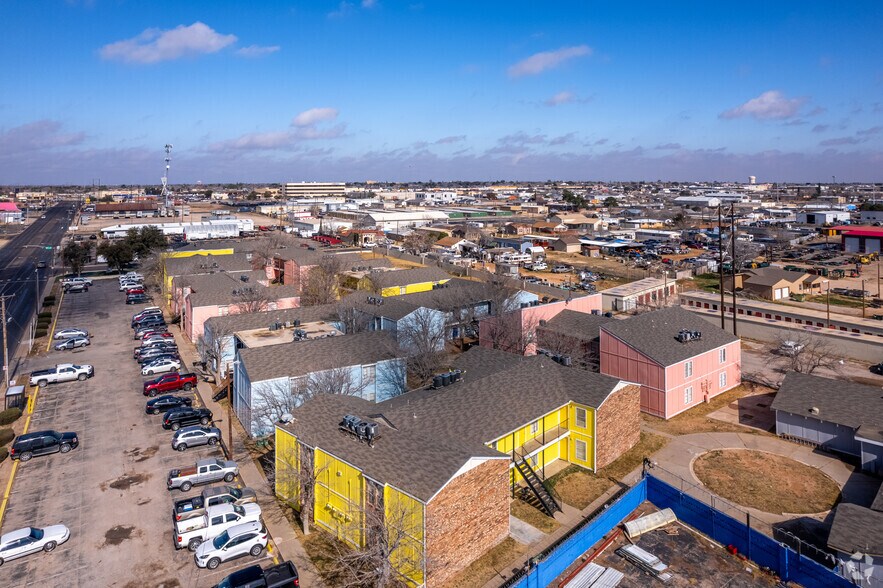 More Photos Of 222 N Dixie Blvd, Odessa Apartments For Sale