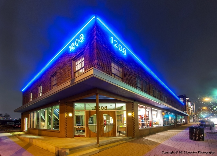 Primary Photo Of 1208 W Magnolia Ave, Fort Worth Storefront Retail Office For Sale