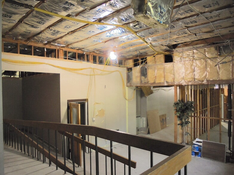 More Photos Of 97 Main St, Vernon Schools For Sale