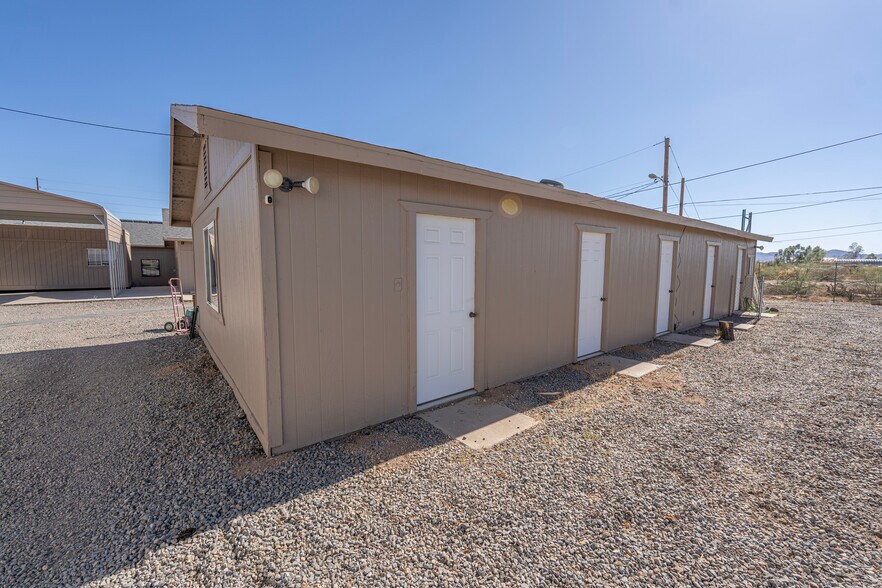 More Photos Of 5221 Hwy 68, Golden Valley Flex For Sale