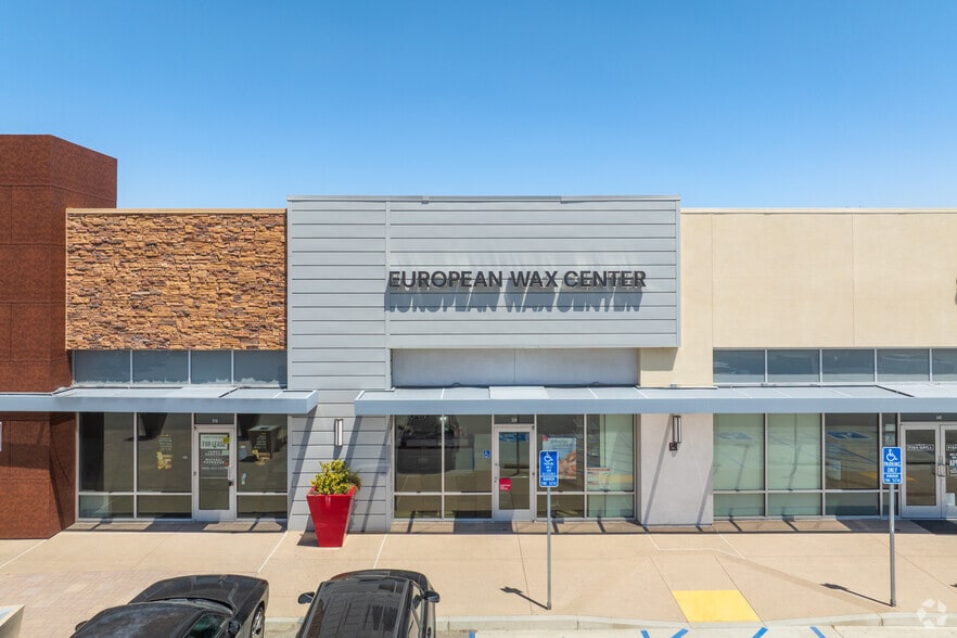 More Photos Of 1185 Renaissance Pky, Rialto Freestanding For Lease