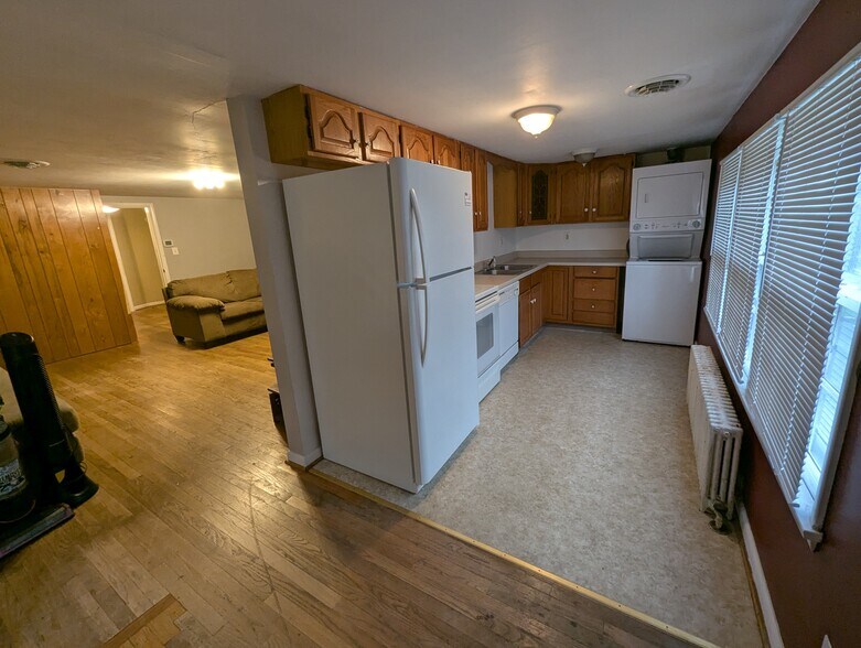 More Photos Of 2005 E Churchville Rd, Bel Air Freestanding For Sale