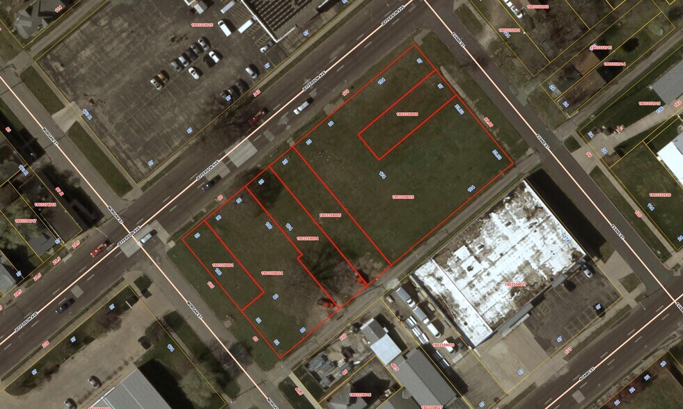 More Photos Of 900 NE Jefferson St, Peoria Land For Sale