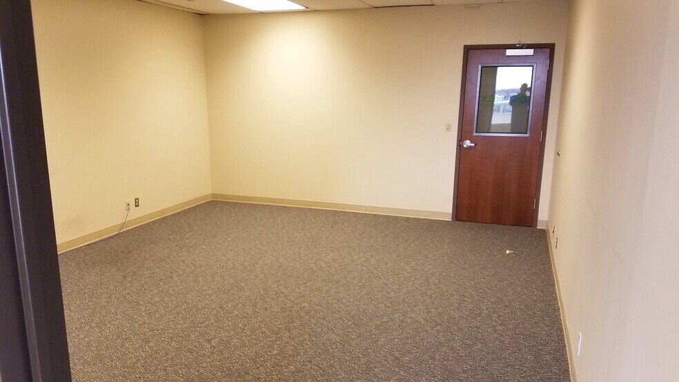 More Photos Of 999 W Main, Boise Coworking Space