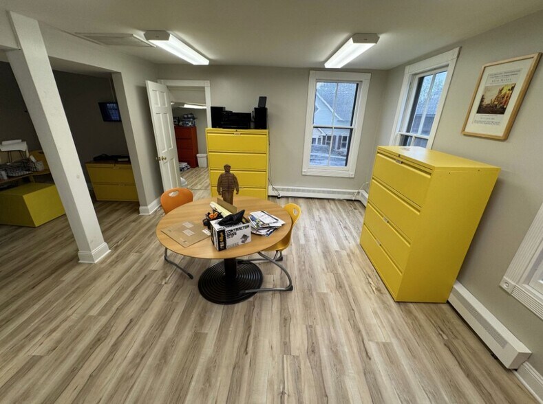 More Photos Of 17 Collegeview Ave, Poughkeepsie Office For Lease