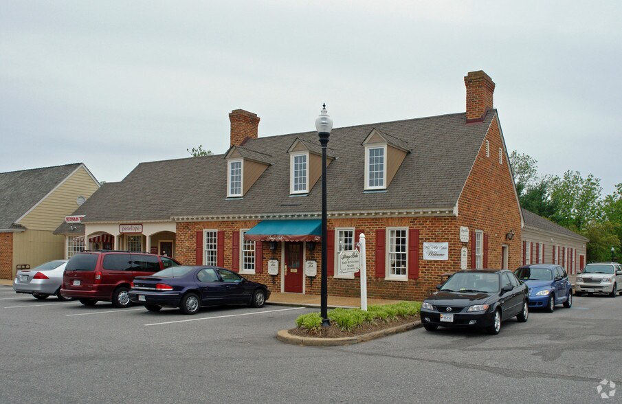 More Photos Of 1220 Sycamore Sq, Midlothian Unknown For Lease