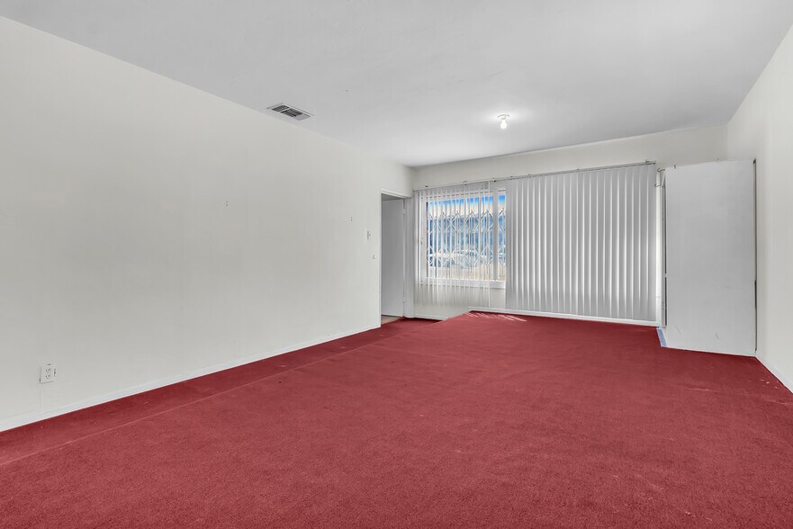 More Photos Of 9707 Flower St, Bellflower Religious Facility For Lease