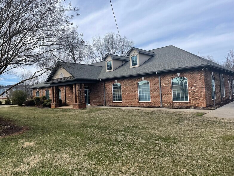 Primary Photo Of 7261 Burlington Rd, Whitsett Office For Sale