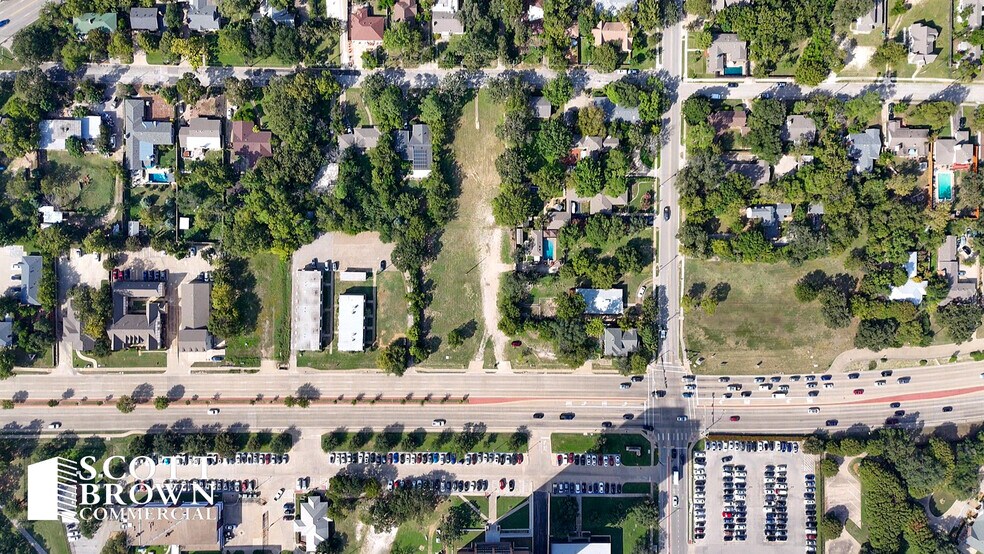 More Photos Of 415 University Drive, Denton Land For Sale