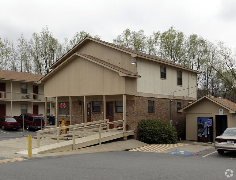 Primary Photo Of 7603 Jacksonville Cutoff Rd, Jacksonville Apartments For Sale