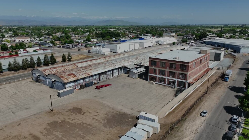 Primary Photo Of 430 W Ventura St, Dinuba Warehouse For Sale