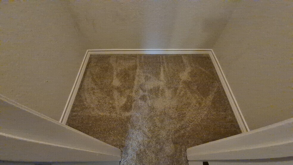More Photos Of 6866 Lakeview Dr, San Antonio Multifamily For Sale