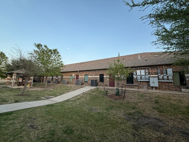 More Photos Of 4815 State Highway 121, The Colony Medical For Lease