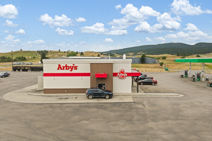 More Photos Of 2800 Junction Ave, Sturgis Storefront For Lease