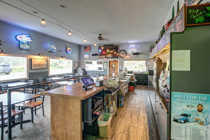 More Photos Of 3119 SR-109, Copalis Beach Restaurant For Sale