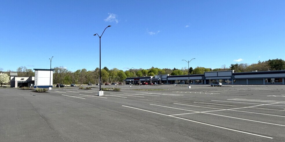 More Photos Of 380-432 John Fitch Hwy, Fitchburg Unknown For Lease