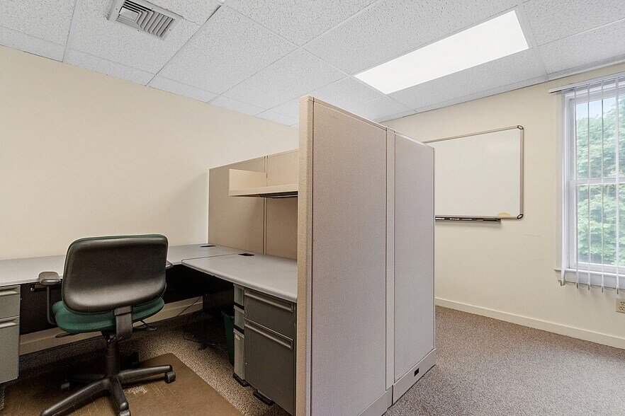 More Photos Of 233 Ayer Rd, Harvard Medical For Lease