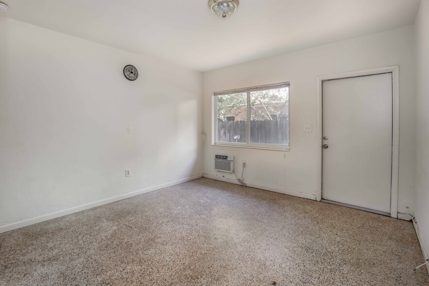 More Photos Of 976 NW 6th St, Miami Apartments For Sale