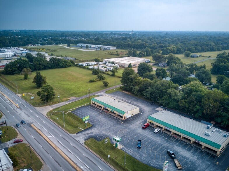 More Photos Of 512-520 N West Bypass, Springfield Unknown For Lease