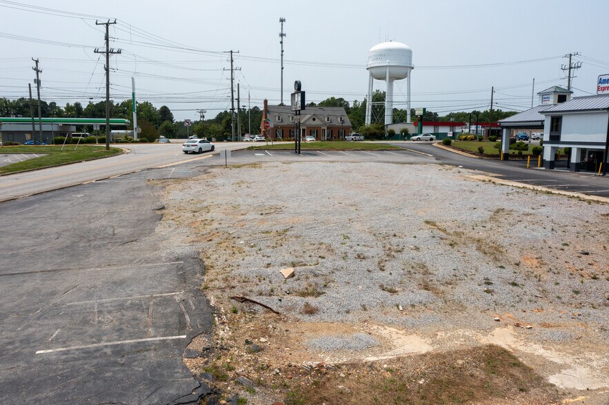 More Photos Of 625 E Atlantic St, South Hill Land For Sale