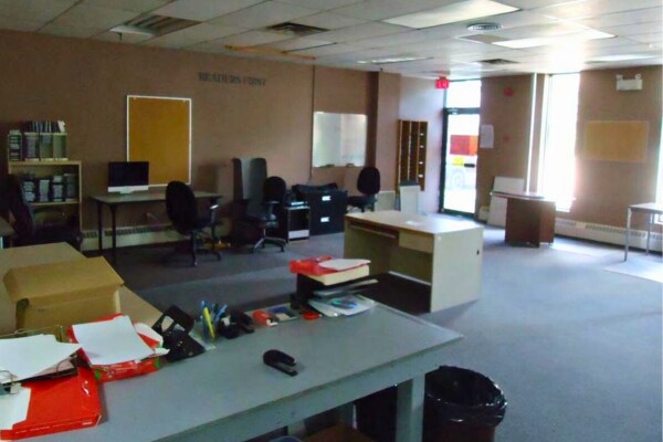 More Photos Of 2950 Bremner Ave, Red Deer Office For Sale