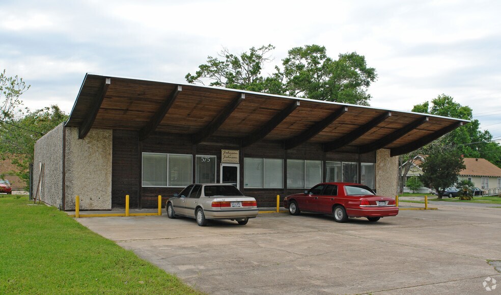 Primary Photo Of 575 7th St, Beaumont Office For Sale