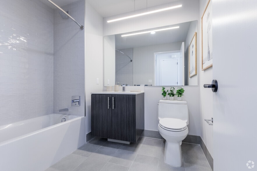 More Photos Of 413 Summit Ave, Jersey City Apartments For Sale