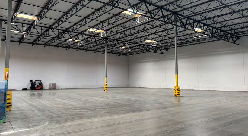 More Photos Of 1075 Mount Vernon Ave, Riverside Manufacturing For Lease