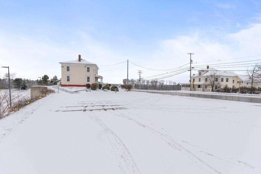 More Photos Of 2204 Woodbury Ave, Newington Office For Sale