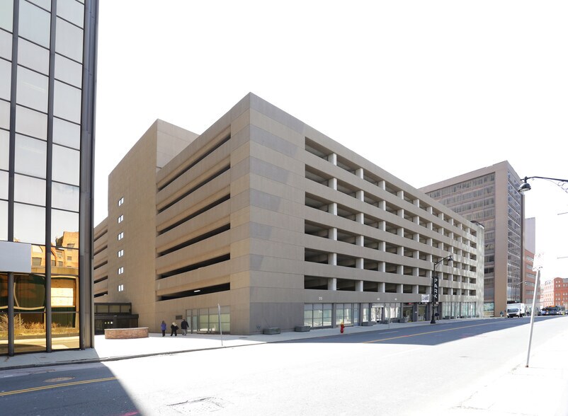 More Photos Of 1 Financial Plz, Hartford Office For Lease