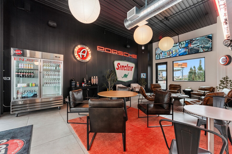 More Photos Of 10592 W State St, Boise Carwash For Sale