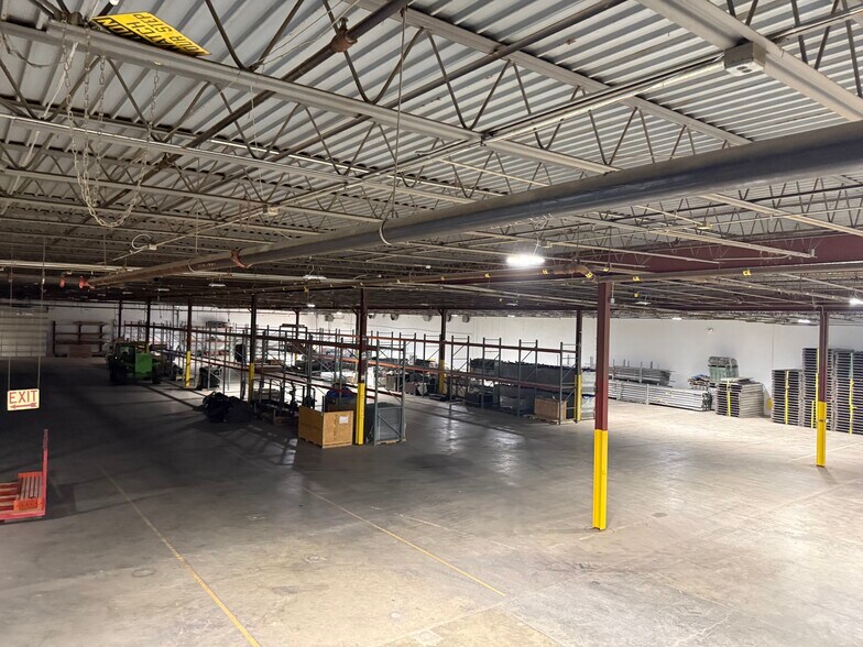 More Photos Of 6385 IN-164, Jasper Warehouse For Sale