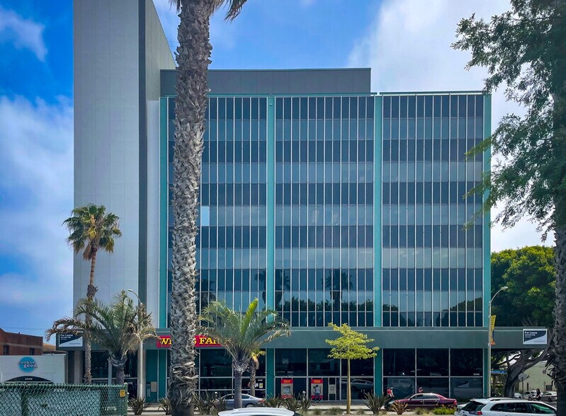 More Photos Of 2444 Wilshire Blvd, Santa Monica Office For Lease