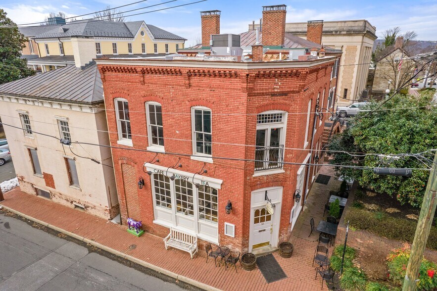 More Photos Of 12 Culpeper St, Warrenton Restaurant For Sale