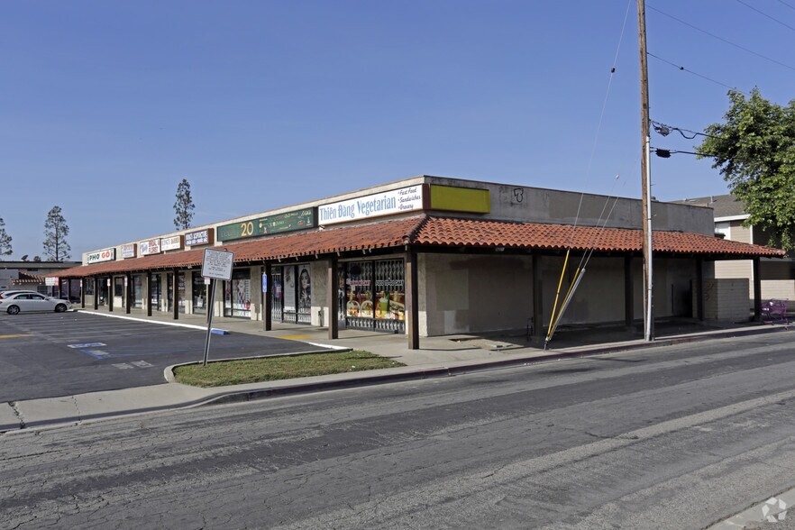 More Photos Of 14255-14271 Brookhurst St, Garden Grove Unknown For Lease