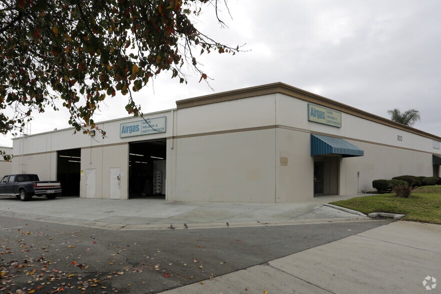 More Photos Of 900 S Placentia Ave, Placentia Warehouse For Lease