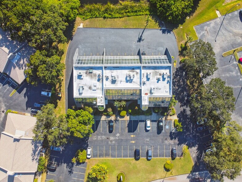 More Photos Of 6740 Crosswinds Dr, Saint Petersburg Coworking Space