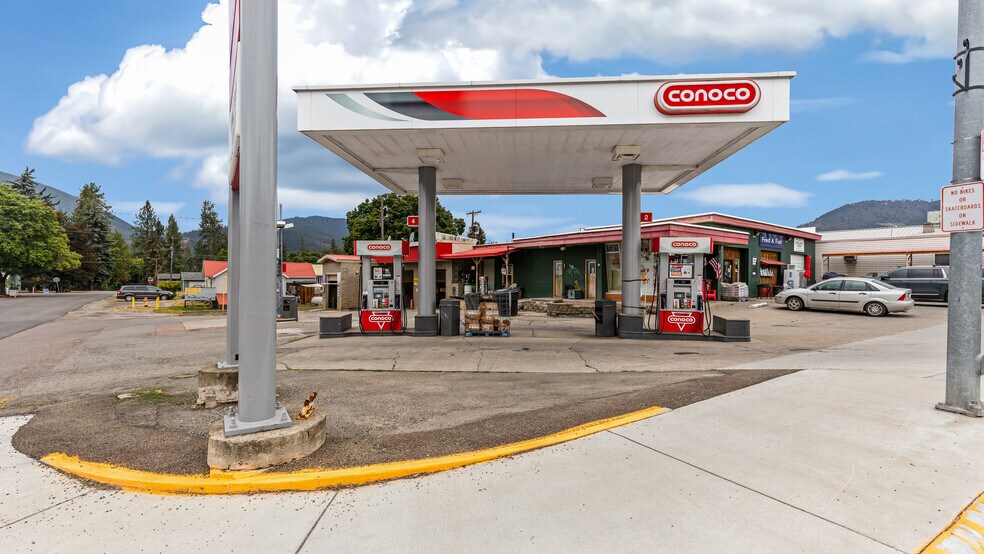 More Photos Of 1201 Main St, Thompson Falls Service Station For Sale