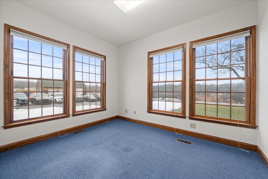 More Photos Of 100 Egbertson Rd, Campbell Hall Loft Creative Space For Lease