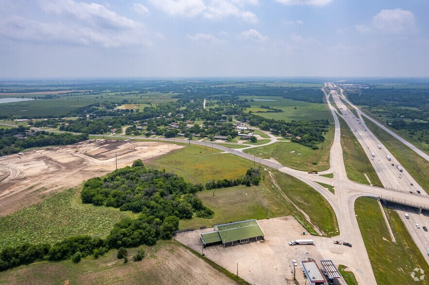 More Photos Of Rosenthal Road @ South Temple Road, Lorena Land For Sale