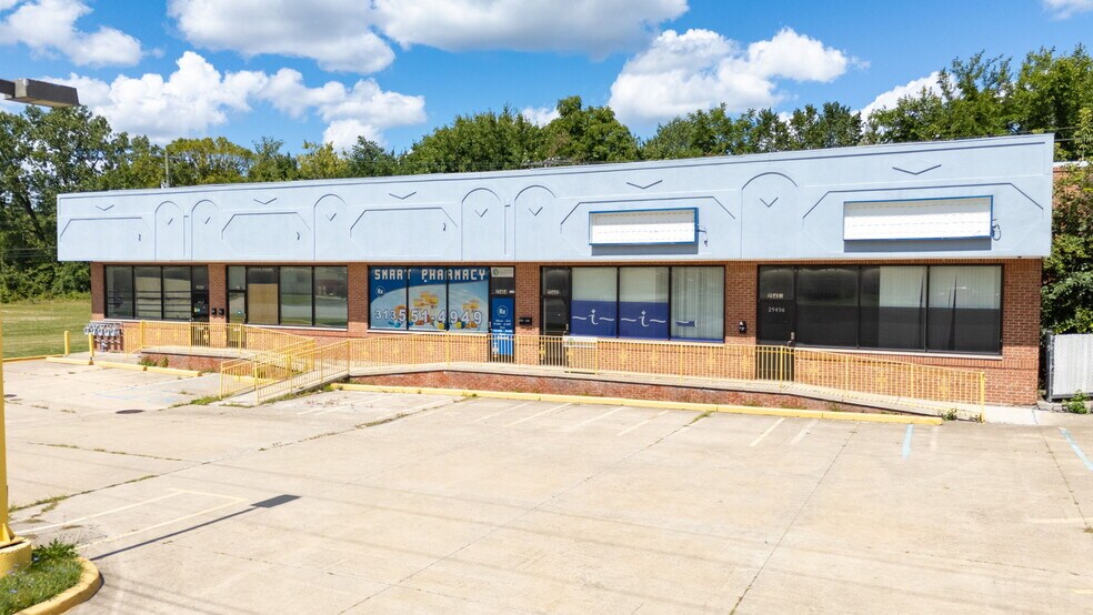 More Photos Of 25436-25472 Van Born Rd, Dearborn Heights Unknown For Lease