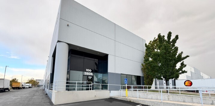 More Photos Of 3505 W California Ave, Salt Lake City Distribution For Lease