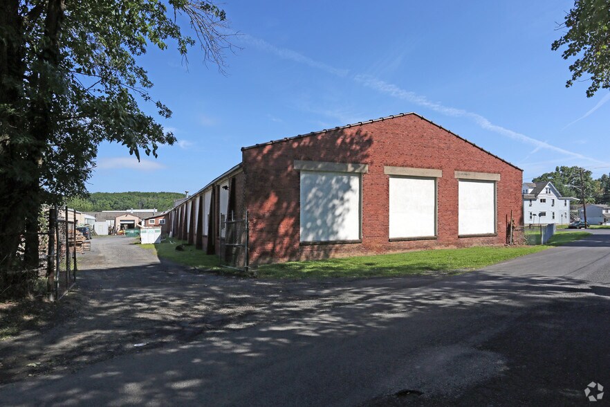 More Photos Of 201 W Lincoln Hwy, Penndel Manufacturing For Sale