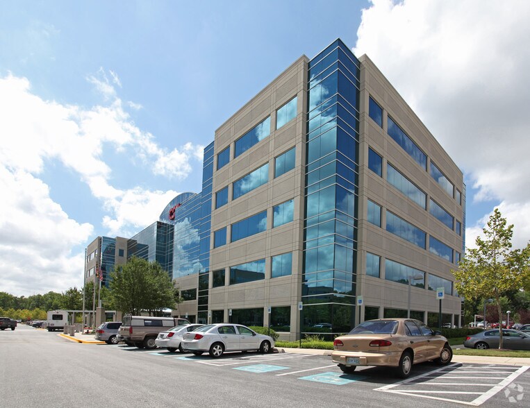 More Photos Of 2711 Technology Dr, Annapolis Junction Office For Lease