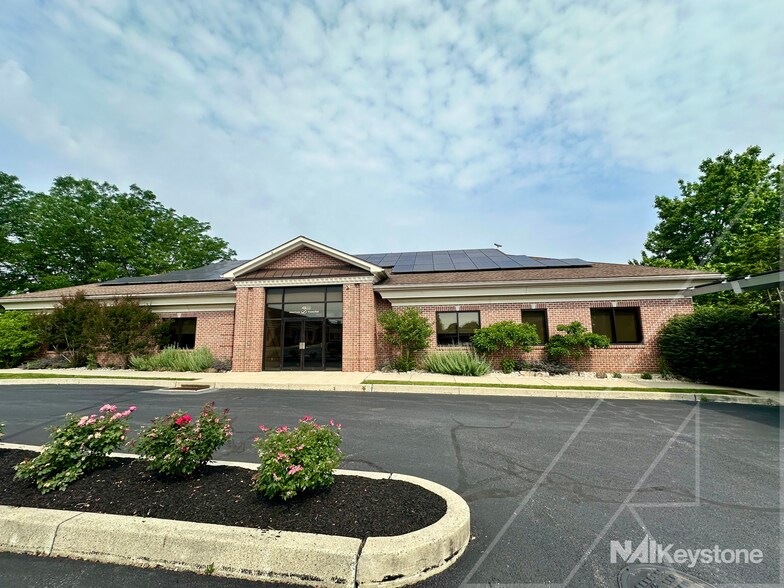 More Photos Of 45 Commerce Dr, Wyomissing Office For Lease